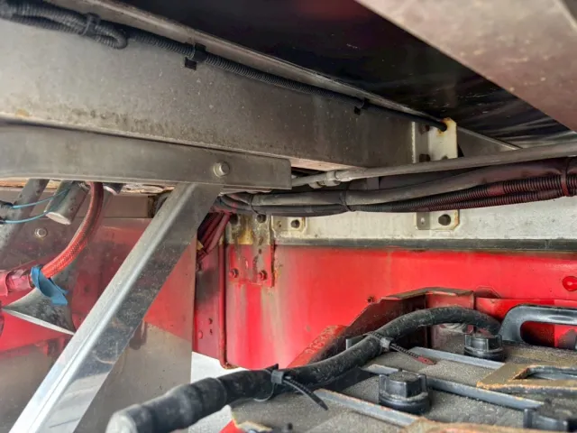 シャーシとネタの状態です。|三菱 スーパーグレート 2PG-FV74HZの写真6