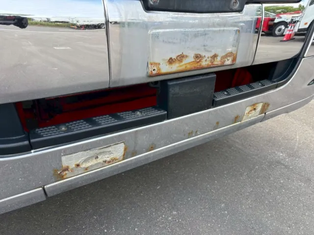 Fバンパー腐食穴あります。|三菱 スーパーグレート 2PG-FV74HZの写真35