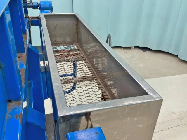 プロテクター前方のステンレス製シートデッキの状態です。|東急  TF36H2C3の写真14