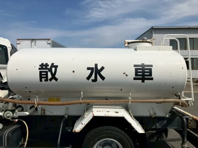 タンク外観の状態です（助手席側）|日野 レンジャー TKG-FC9JCAP(2WD)の写真12