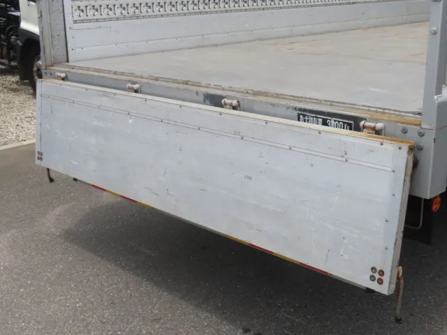 リアあおり内側の状態です。|三菱 ファイター TKG-FK61F(2WD)の写真44