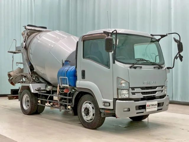 いすゞ フォワード LKG-FTR90S2の写真2