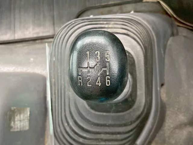 いすゞ フォワード LKG-FTR90S2の写真43