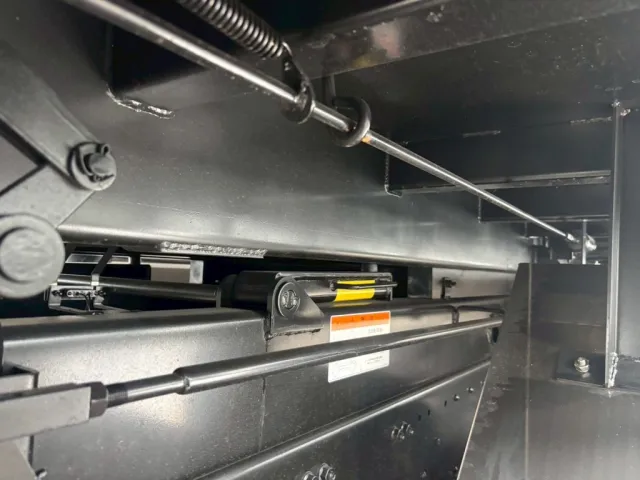 シャーシとネタの状態です。(縦ネタ・横ネタは鉄製です)|三菱 スーパーグレート 2PG-FV80VYの写真6