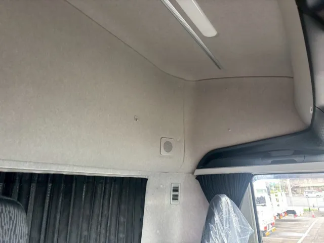 スーパーハイルーフです。|三菱 スーパーグレート 2PG-FV80VYの写真9