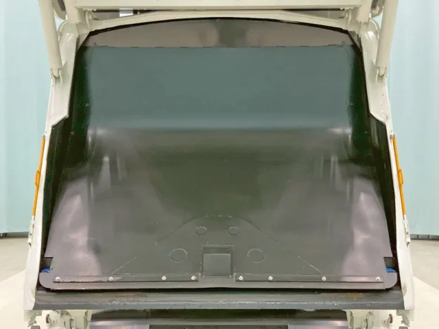 排出板の状態です。|日野 レンジャー 2KG-FC2ABA(2WD)の写真12