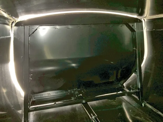 排出板裏側の状態です。|日野 レンジャー 2KG-FC2ABA(2WD)の写真14