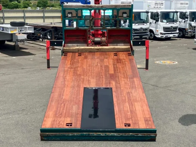 床板は板張り/鉄板です。|日野 レンジャー QKG-FE7JKAAの写真10