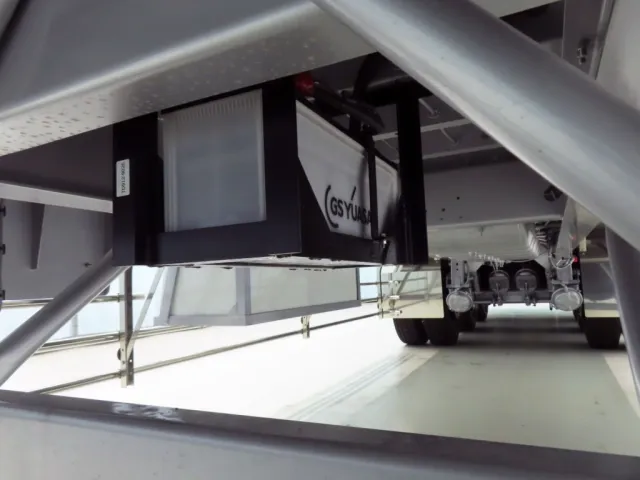 バッテリー付きです。|トレクス  VFR345の写真25