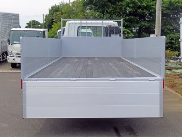 三菱 ファイター 2KG-FK65F(2WD)の写真8