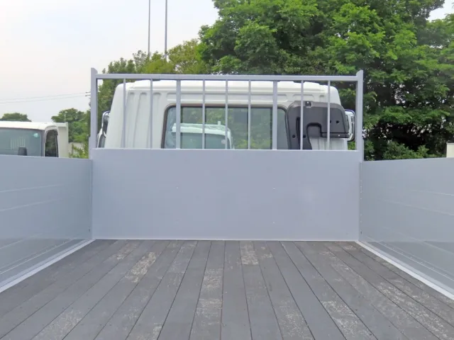 三菱 ファイター 2KG-FK65F(2WD)の写真9