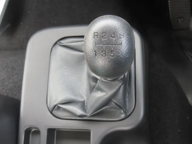 三菱 ファイター 2KG-FK65F(2WD)の写真16