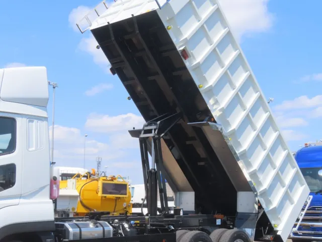 三菱 スーパーグレート 2PG-FV80VYの写真13