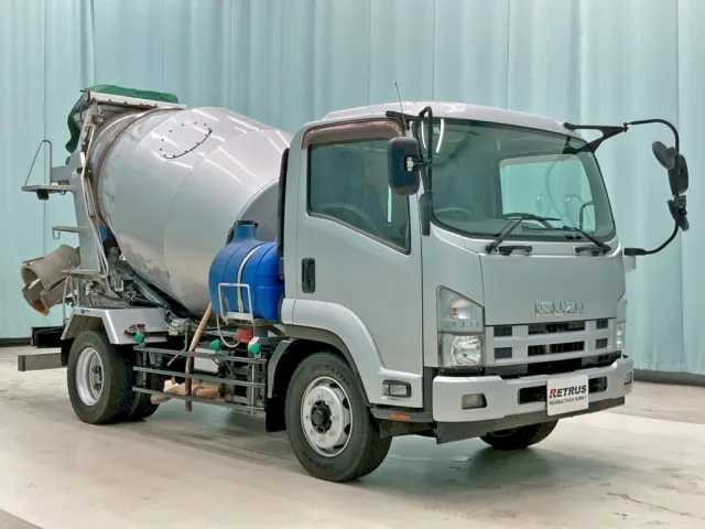 いすゞ フォワード LKG-FTR90S2の写真2