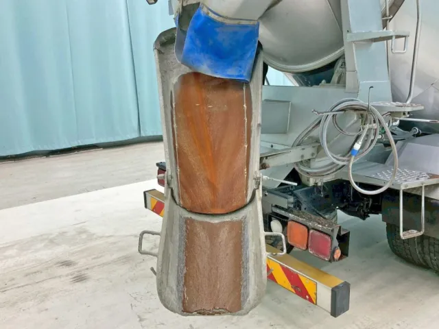 シュートの状態です。|いすゞ フォワード LKG-FTR90S2の写真17