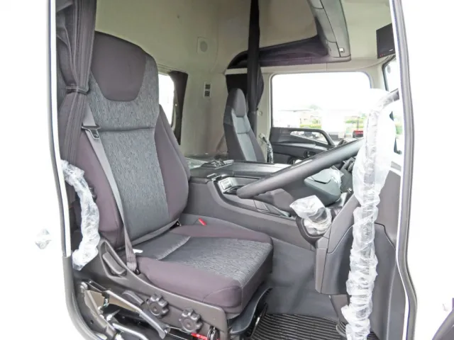 ハイルーフキャビンです。|三菱 スーパーグレート 2PG-FV80VYの写真6