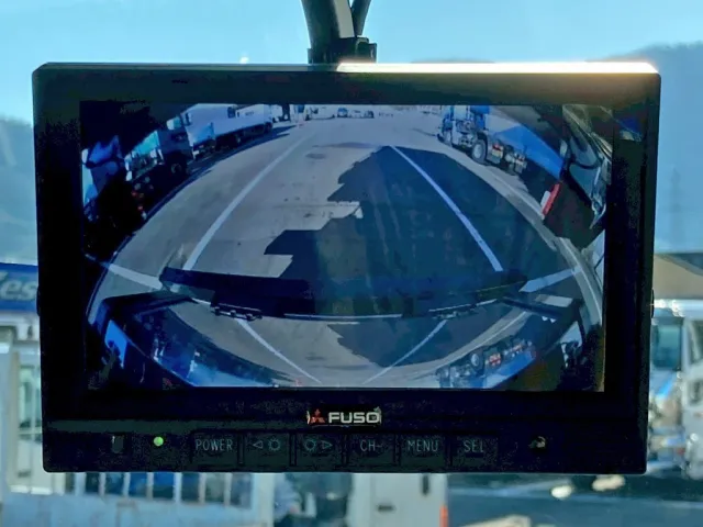 液晶バックモニター付きです。|三菱 スーパーグレート 2PG-FV80VYの写真21