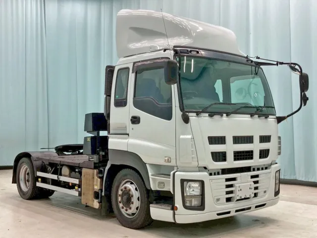 いすゞ ギガ QKG-EXD77AGの写真2