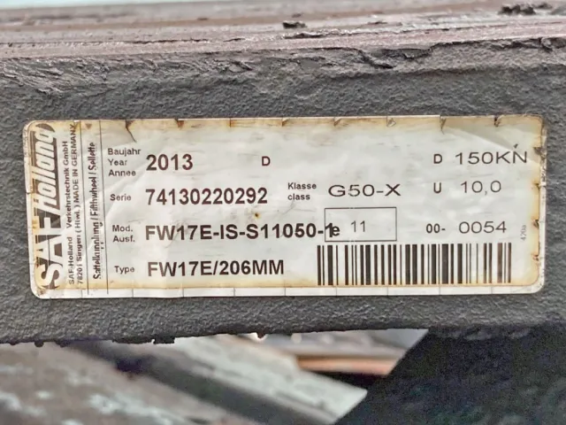 カプラのプレートです。|いすゞ ギガ QKG-EXD77AGの写真16