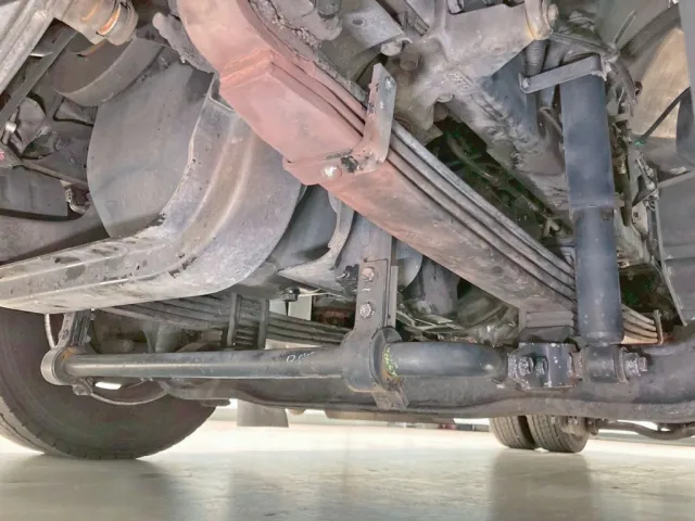 下回りの状態です。(前方)|いすゞ ギガ QKG-EXD77AGの写真17