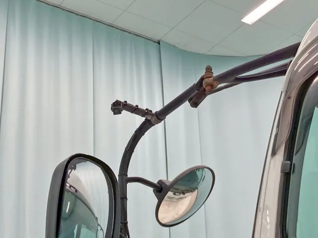 サイドビュー用カメラです。(助手席側)|いすゞ ギガ QKG-EXD77AGの写真27