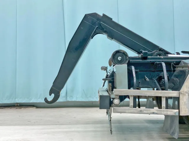 フックの状態です。(リヤジャッキは付いておりません)|三菱 ファイター QKG-FK62FZの写真16