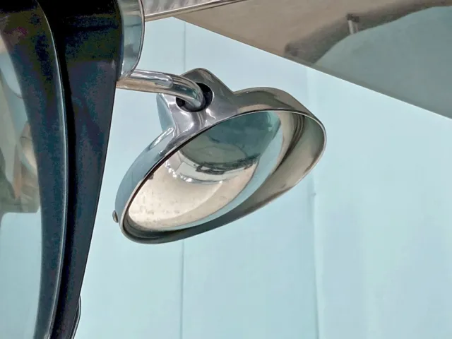 フロントアンダーミラー取付部に割れがあります|三菱 ファイター QKG-FK62FZの写真32