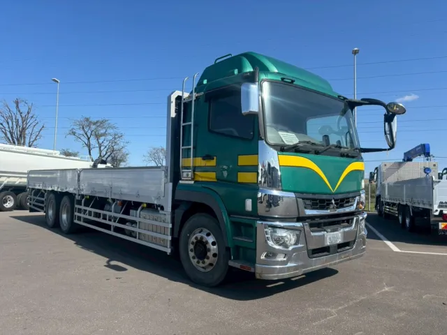 ホイールはアルミ製です。|三菱 スーパーグレート 2PG-FU74HZの写真2