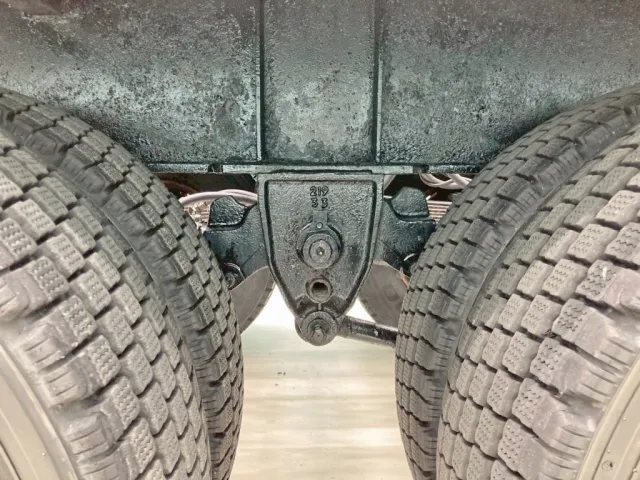 リーフサスです。|日通  NT2340の写真5