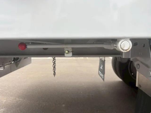 下開きの際のロック解除レバーです。（ロックした状態）|東邦  TE28H8C21改の写真19