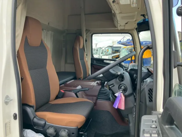 日野 レンジャー 2PG-FD2ABG(2WD)の写真7