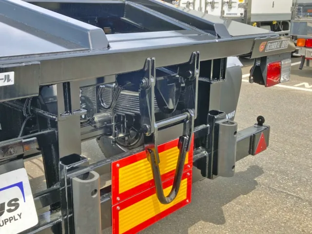 リヤ中央部の状態です。|トレクス  FFB12402の写真11