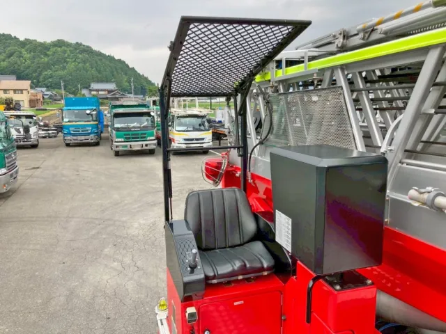 シート周りの状態です。|日野  KL-PR4FPHFの写真27
