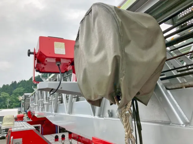 ハシゴ助手席側の状態です。|日野  KL-PR4FPHFの写真36