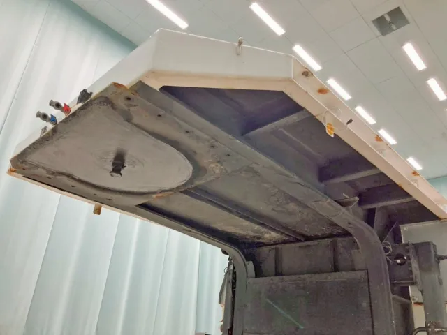 下まわりの状態です。(前方)|THT  不明の写真8