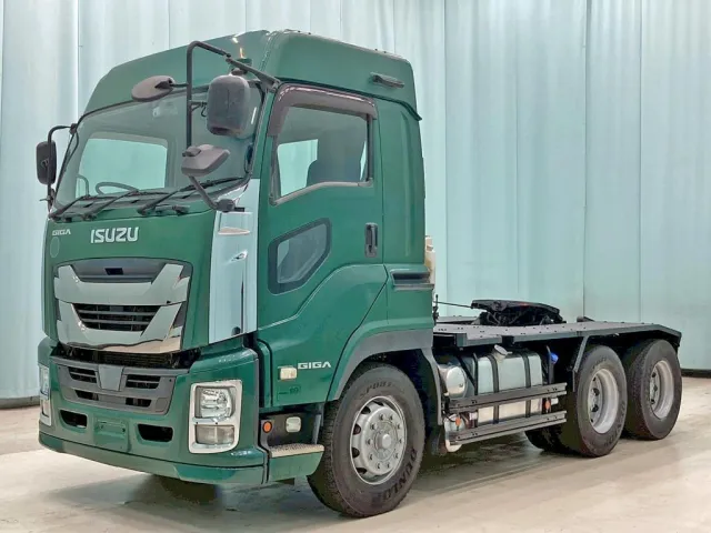 いすゞ ギガ QDG-EXZ52BJの写真1