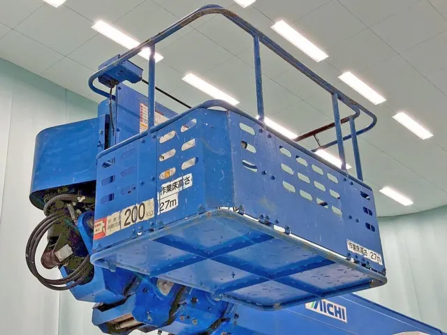 バケットの荷重は200㎏です。(作業床高さは27mです)|日野 レンジャー TKG-FC9JGAP(2WD)の写真16