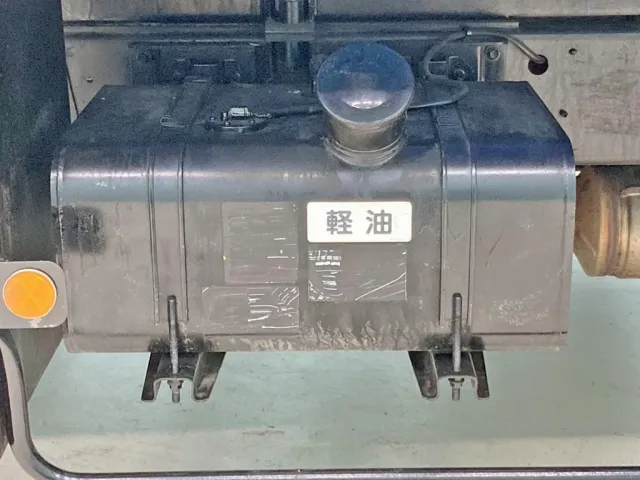 燃料タンクは70Lです。|日野 レンジャー TKG-FC9JGAP(2WD)の写真24