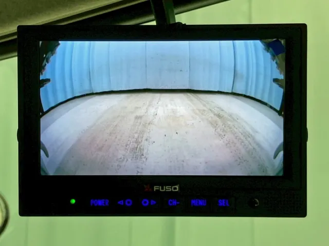 液晶バックモニター付きです。|三菱 スーパーグレート 2PG-FS80VZの写真22