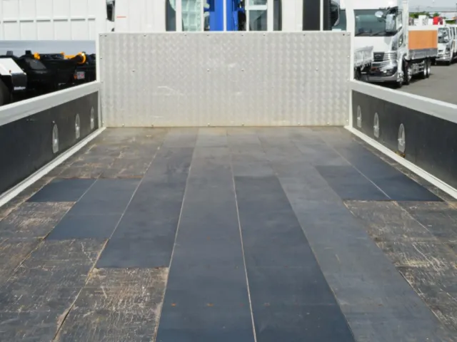 日野 レンジャー 2KG-FC2ABA(2WD)の写真9