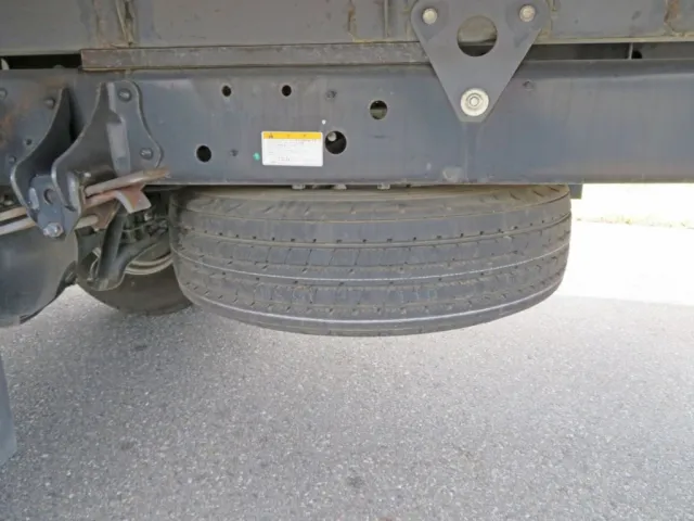 スペアタイヤ付きです。|日野 レンジャー 2KG-FC2ABA(2WD)の写真22
