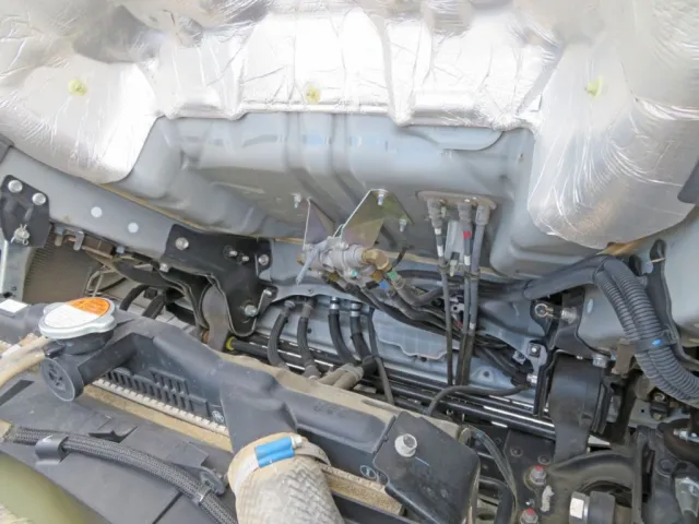 キャブ下に軽いサビがあります。|日野 レンジャー 2KG-FC2ABA(2WD)の写真33