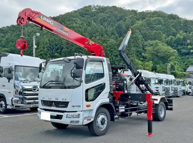 アームロール作動時の状態です。|三菱 ファイター 2KG-FK72FZの写真1