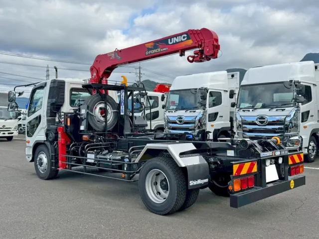 三菱 ファイター 2KG-FK72FZの写真4