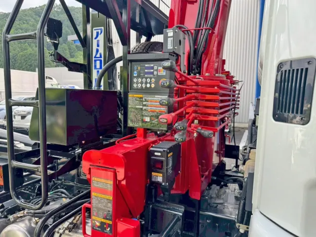 クレーンの操作レバーです。|三菱 ファイター 2KG-FK72FZの写真16