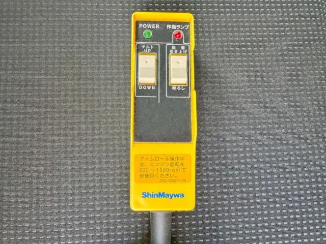 アームロールのコントローラーです。|三菱 ファイター 2KG-FK72FZの写真24