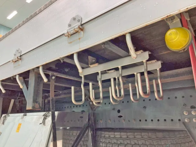 シャーシとネタの状態です。(縦ネタは鉄製・横ネタ木製です)|日野 プロフィア 2DG-FR1AHGの写真6