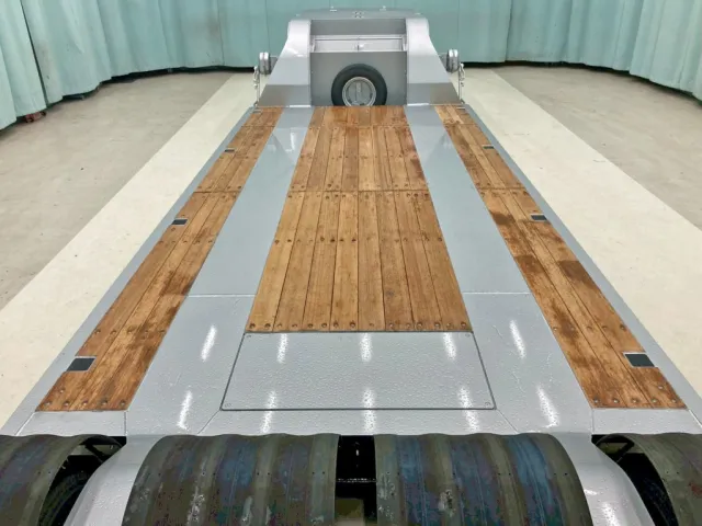 床は板張りです。|東邦  TD50J3T2の写真10