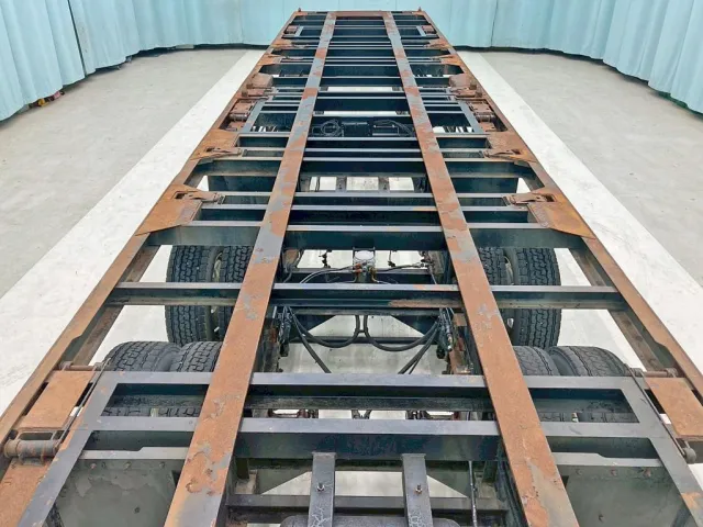 車両全体に錆があります。（中央）|日通  NT2142Cの写真20