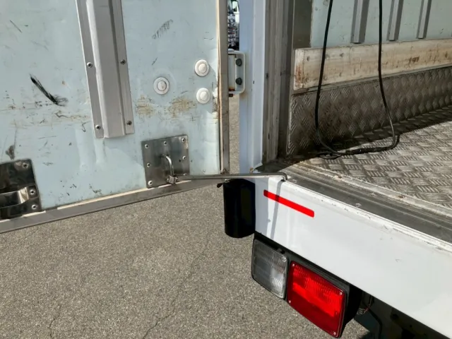 日野 レンジャー 2KG-FD2ABG(2WD)の写真11
